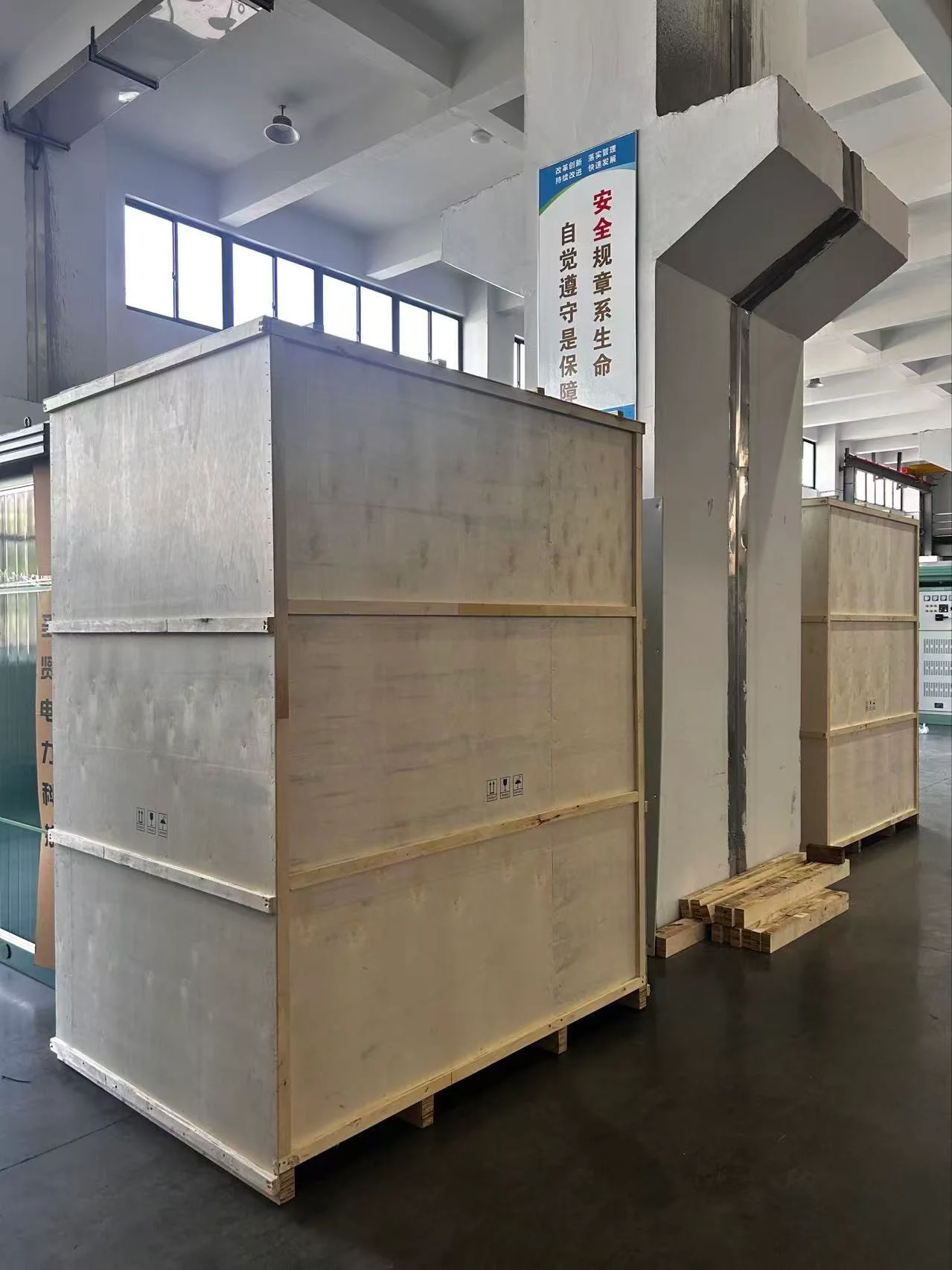 12kV SF6 Ring Main Unit for Medium Voltage Distribution