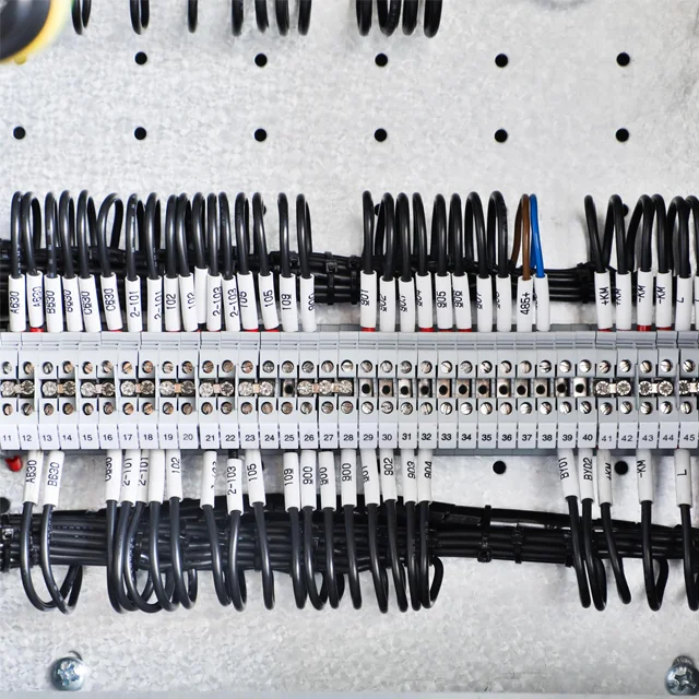 Low-Voltage Drawout Switchgear Cabinet